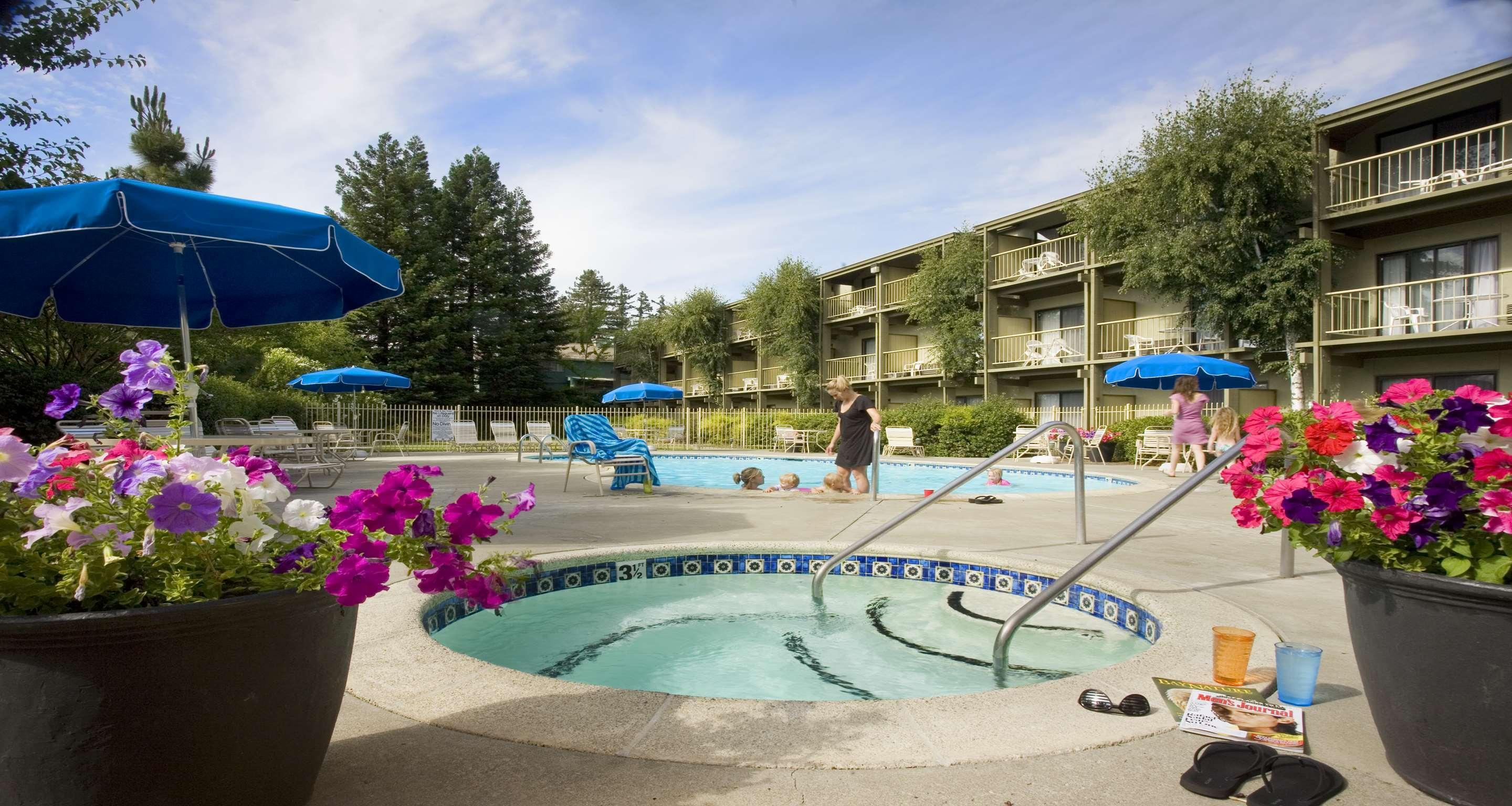 Best Western Plus Humboldt House Inn Garberville Exterior photo