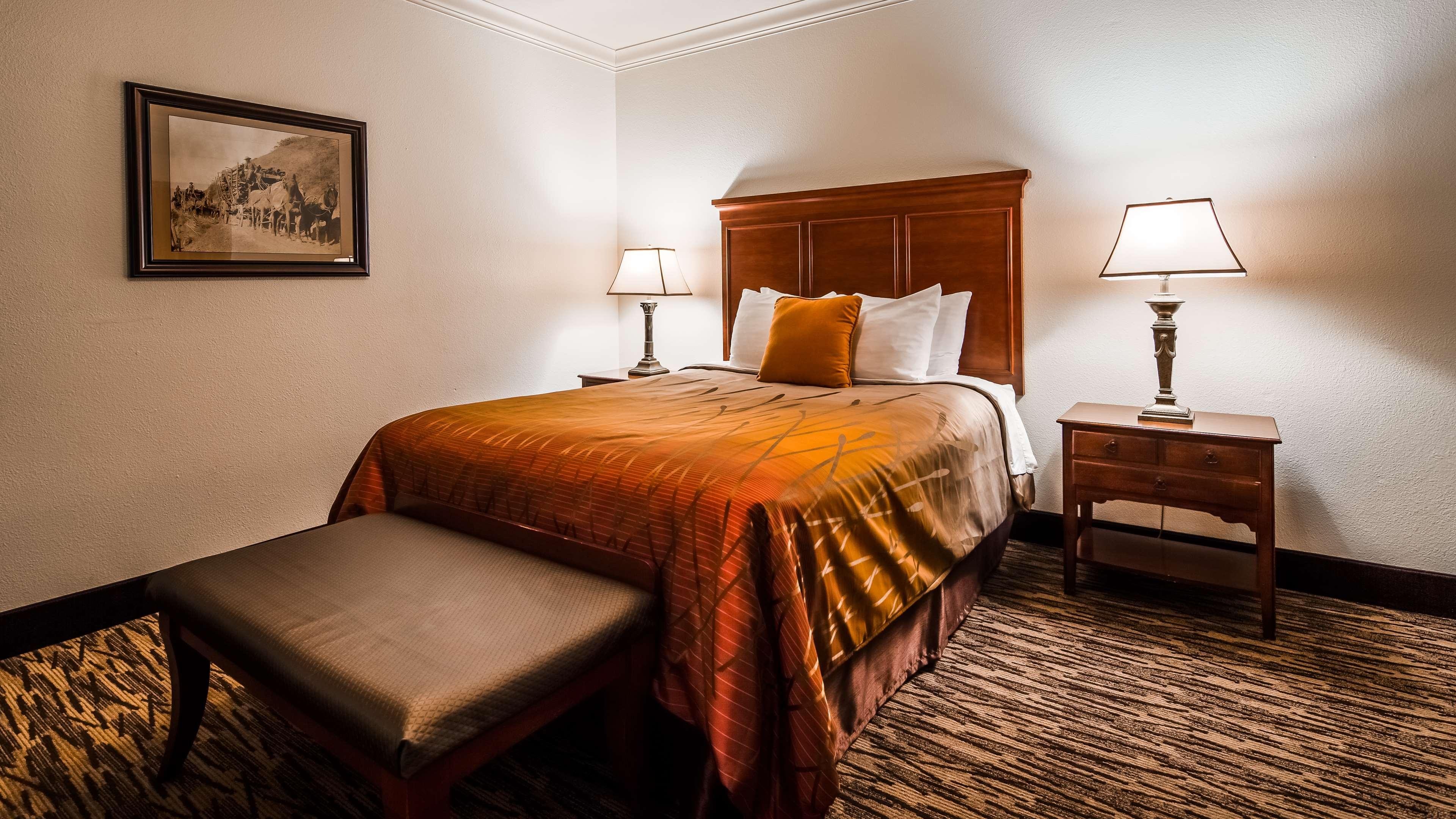 Best Western Plus Humboldt House Inn Garberville Exterior photo